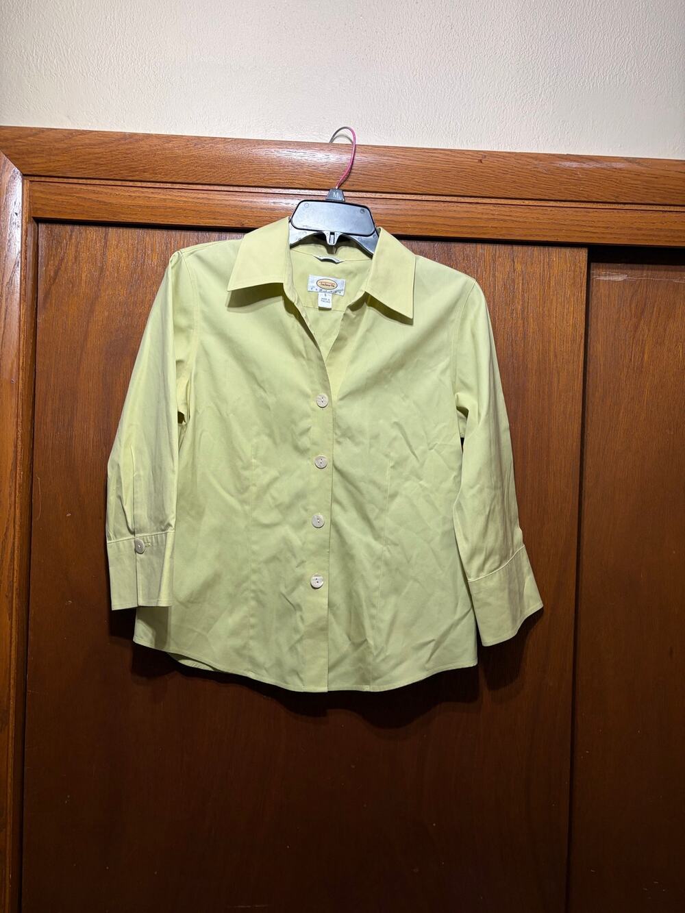 Talbots Women's Size 6 Yellow Cotton Button Front Blouse Wrinkle Resistant